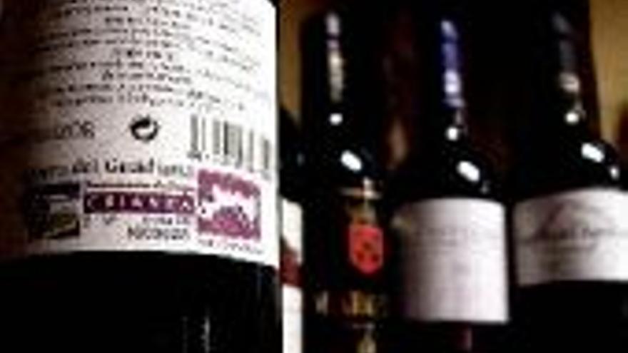 A la cola en el consumo de vinos con denominación