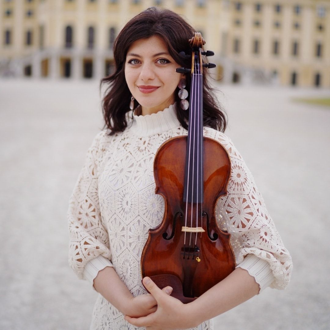 La violinista Alexandra Tirsu.