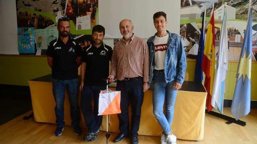 Ricardo Figueroa, Antonio Domínguez, Xoán Chillón e Iván Quintela en la presentación de ayer. // G.N.