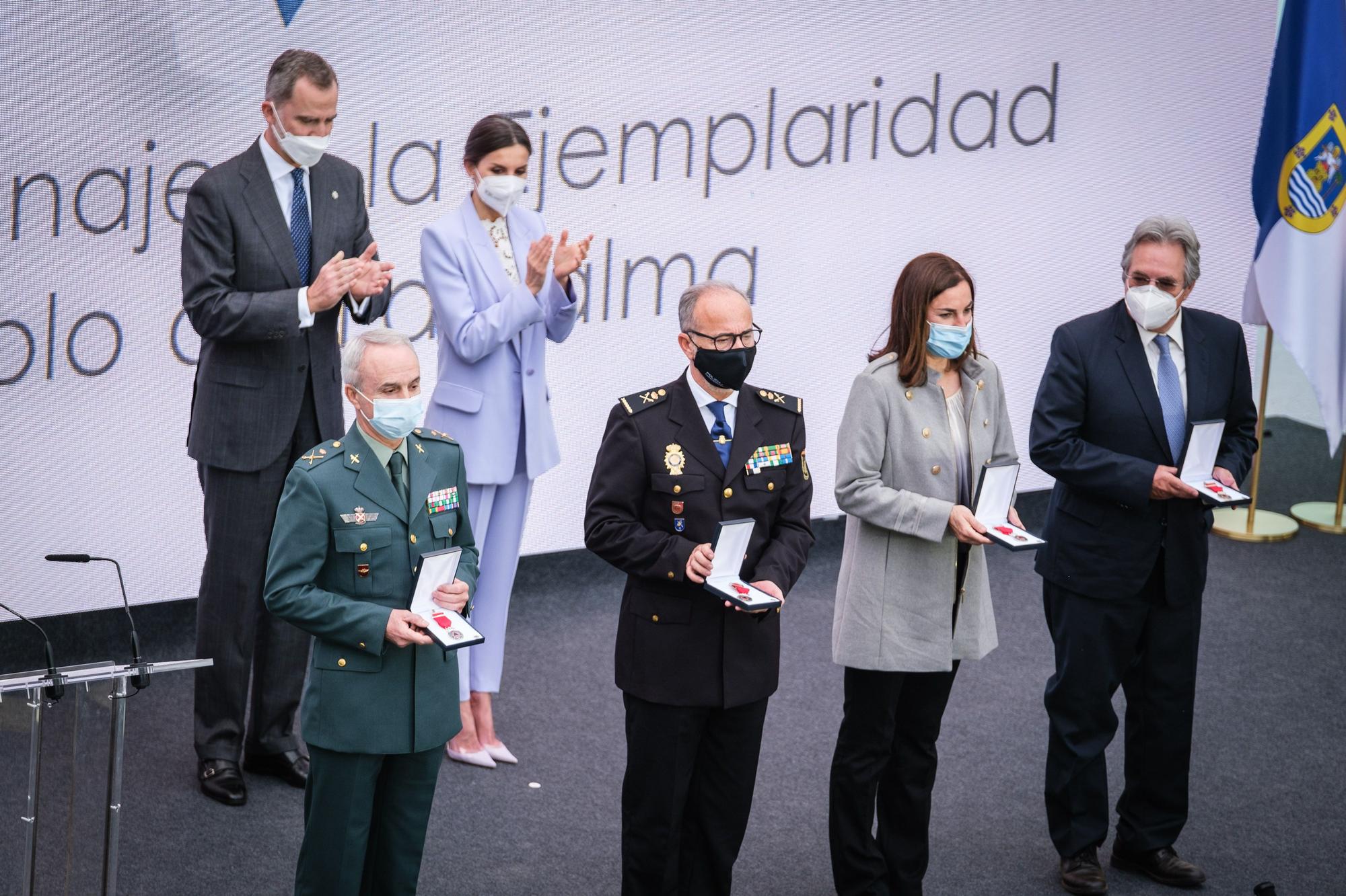 Visita del Rey y los presidentes de las comunidades a La Palma al acto de homenaje a los palmeros