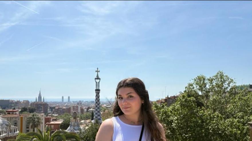 Sara Cereijo, coruñesa: "Me hackearon el WhatsApp tres veces en una semana para pedirle dinero a mis contactos, sentí angustia"