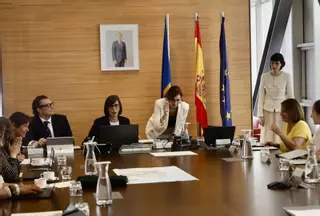 Madrid ya prepara alegaciones contra el recorte de fondos de la UE a El Musel