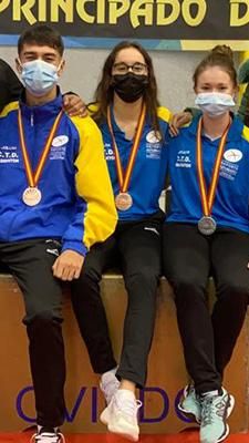 Adrián Álvarez, Laura Álvarez y Amaia Torralba, medalistas asturianos.