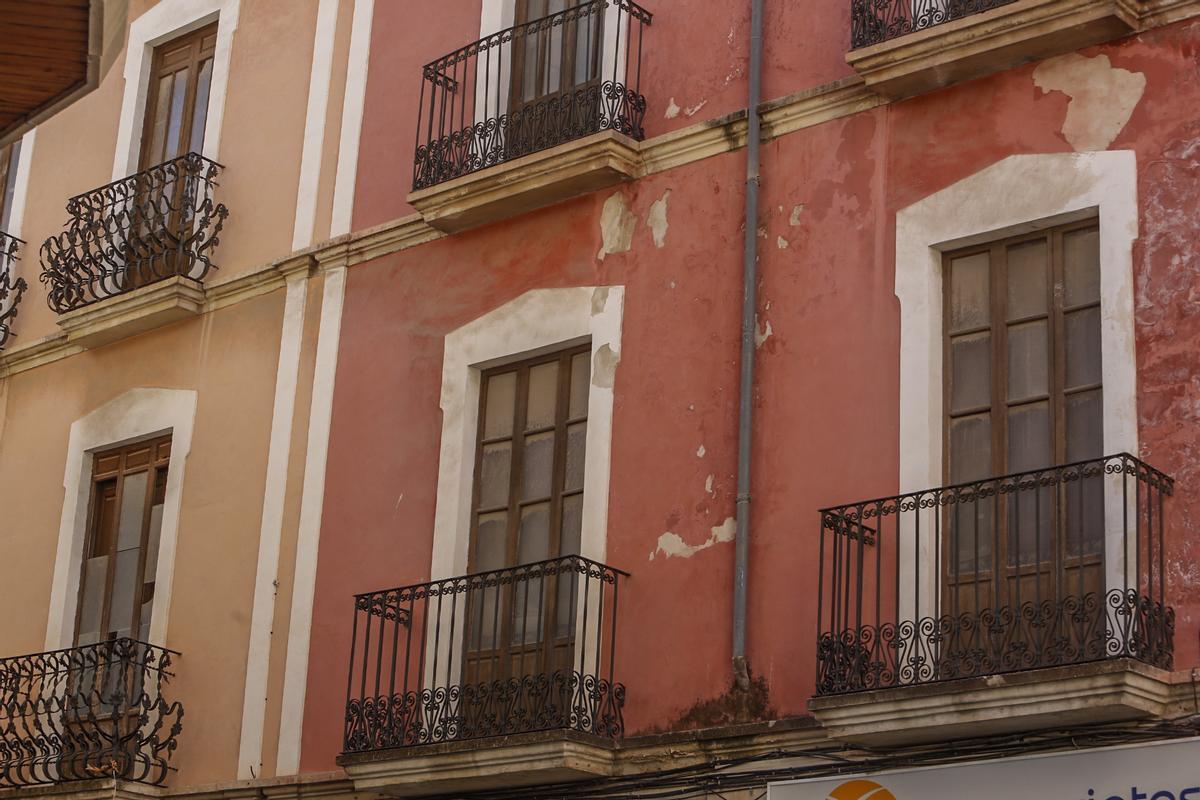 En la imagen se observa que se trata de dos edificios unidos