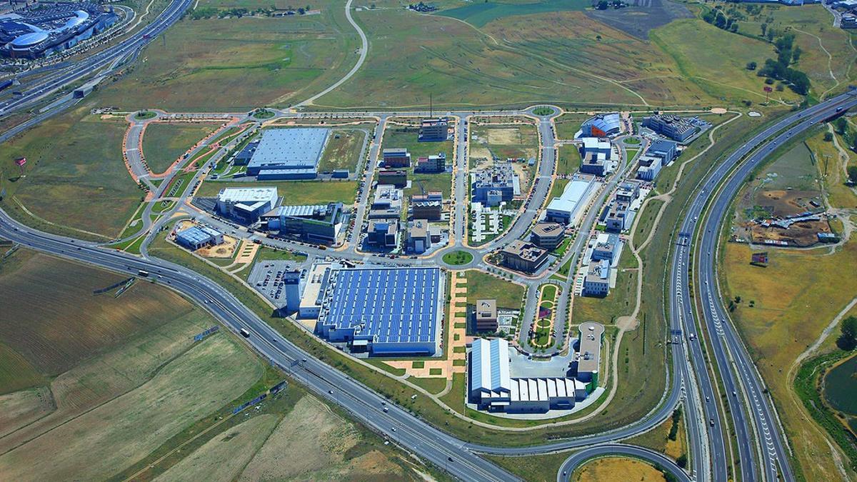 Panorámica de una zona industrial de Leganés.