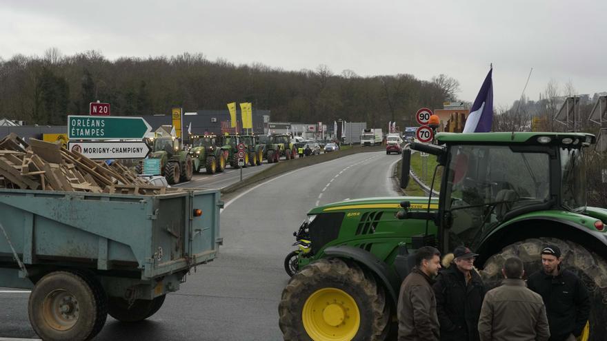 Las protestas en Francia amenazan las exportaciones agrícolas alicantinas