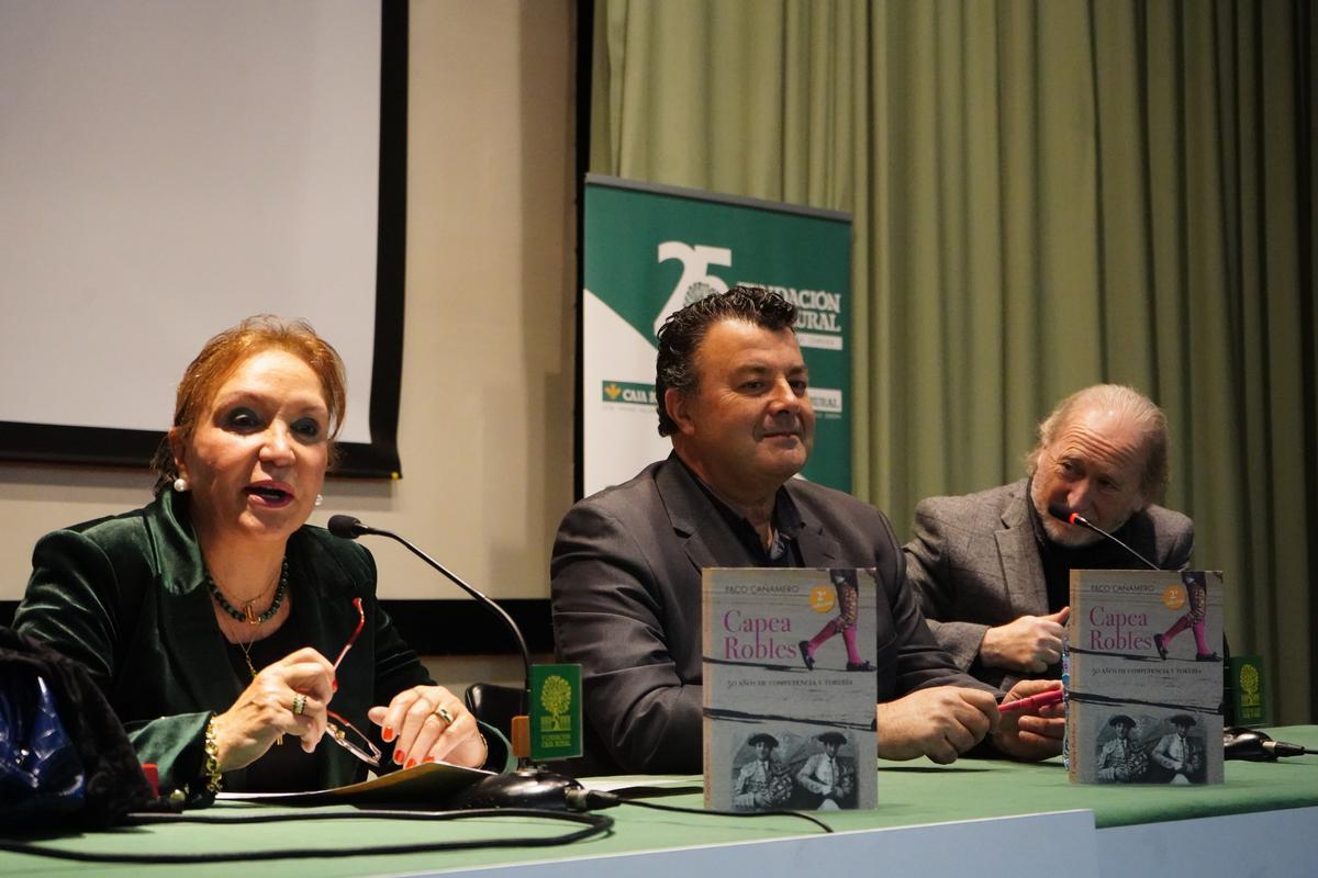 Carmen Ferreras, durante la presentación del libro de Paco Cañamero.