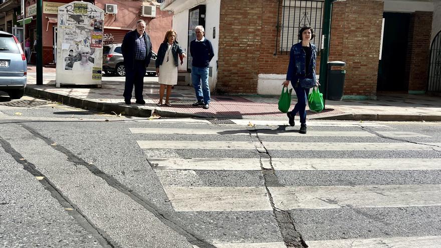 El grupo socialista ha anunciado que pedirá explicaciones al alcalde sobre el coste de la actuación en la barriada de La Luz en el Distrito de Carretera de Cádiz.