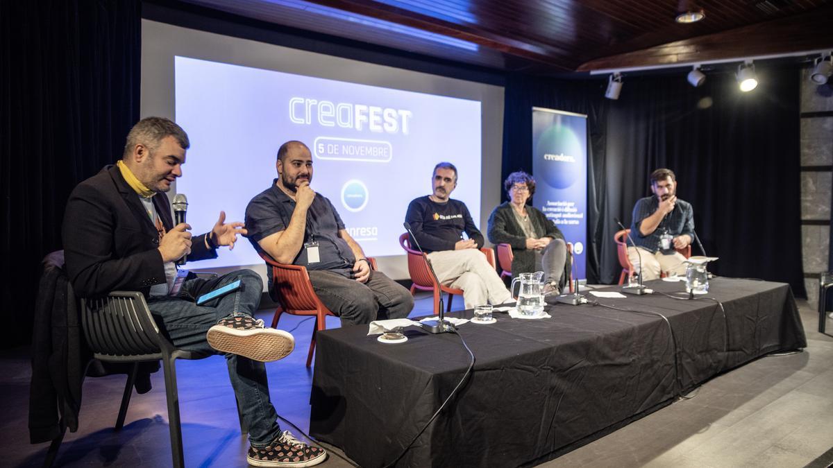 Ponents del debat Per què són necessàries les entitats i plataformes de creació de contingut en català