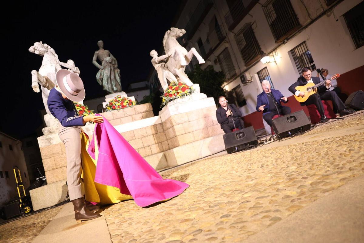 Homenaje a Manolete en Santa Marina
