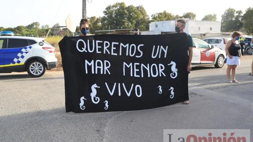 Protesta contra el estado del Mar Menor