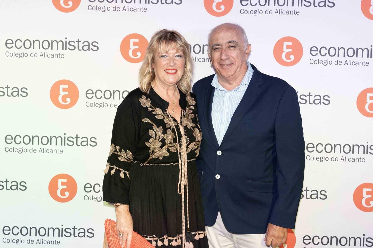 Los Economistas de Alicante celebran su cena anual en honor a su patrón