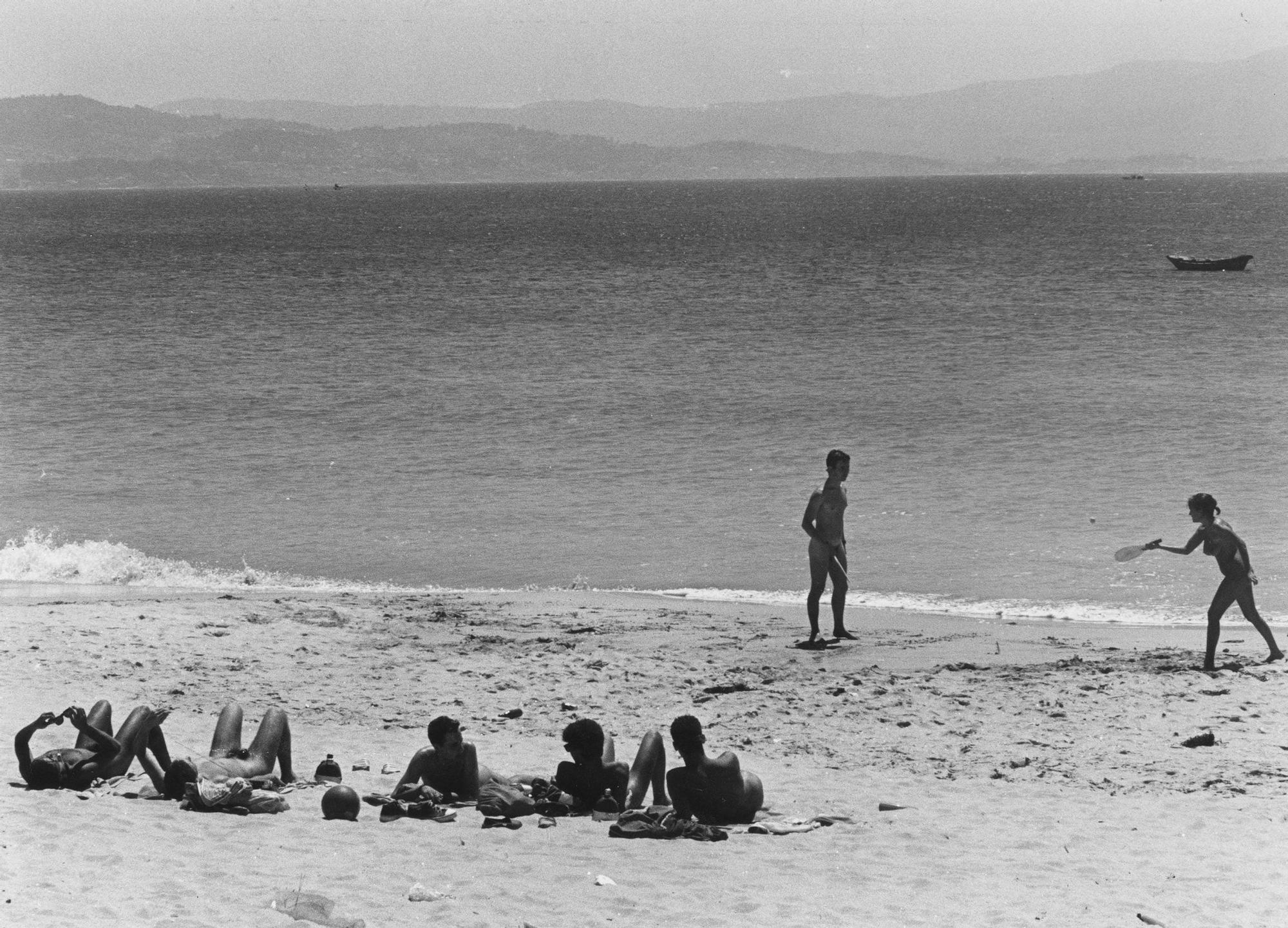 La playa de Barra, en Cangas, en los años 80