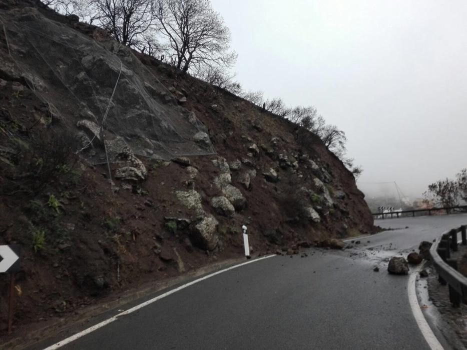 Desprendimientos en carreteras de Gran Canaria (17/12/2017)