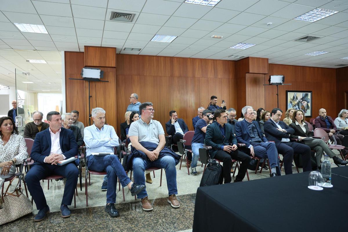 Asistentes a la presentación del proyecto de ampliación del Aeropuerto César Manrique Lanzarote.