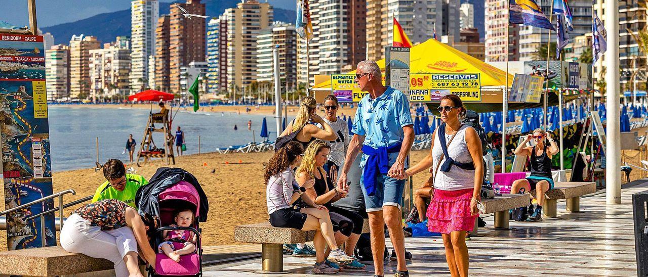 Benidorm entra en zona de riesgo extremo a las puertas del puente de todos los Santos.