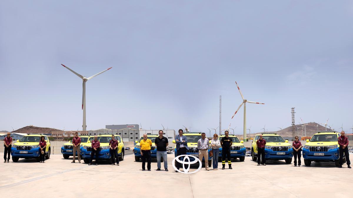 Entrega de los vehículos todoterreno de Toyota Canarias al Cabildo de Gran Canaria.