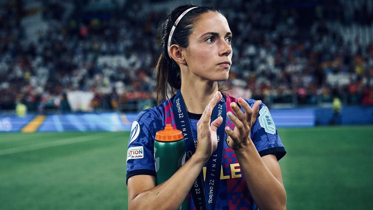 Aitana Bonmatí es lesiona al soli i abandona la concentració de pretemporada Aitana Bonmatí es lesiona al soli i abandona la concentració de pretemporada