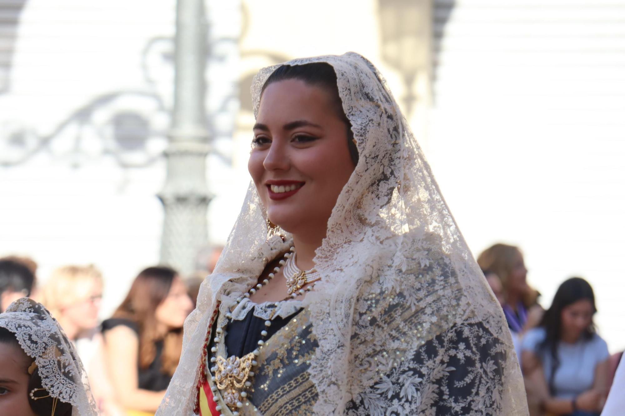 Comisiones de falla en la Procesión de la Virgen (2/5)