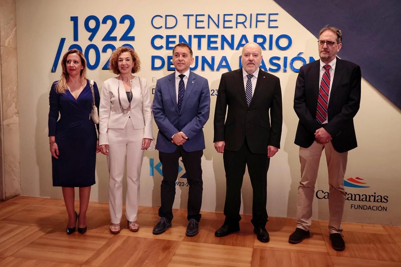 Acto institucional - exposición del CD Tenerife