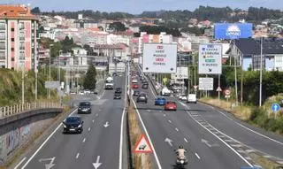 La Xunta insta a plantar especies “autóctonas” en las medianas y rotondas de A Pasaxe, entre A Coruña y Oleiros