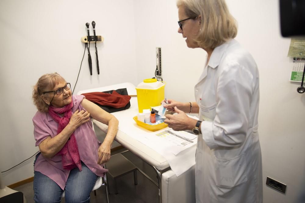 Arranca la vacunación contra la gripe en A Coruña