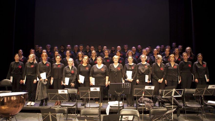 El coro gallego Gli Appassionati lleva a San Hipólito el &#039;Stabat Mater’ de Dobrogosz