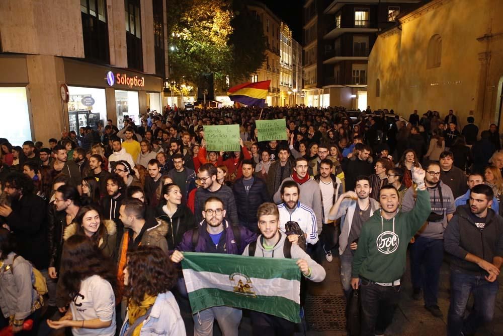 Miles de cordobeses protestan contra el fascismo