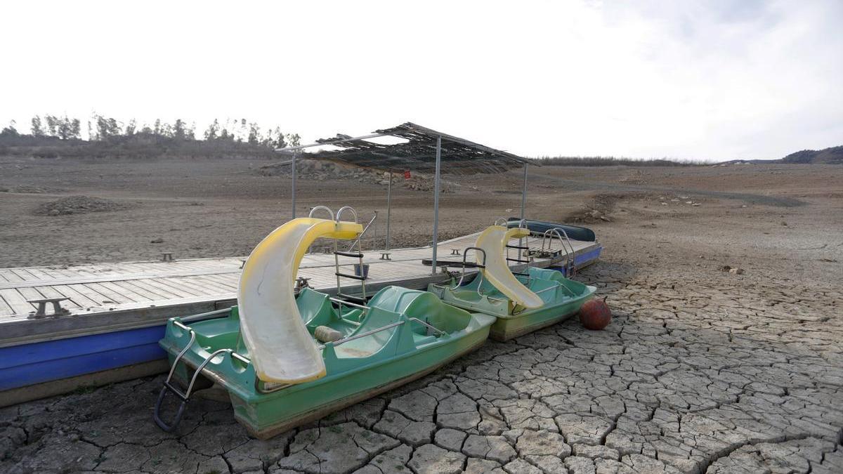 El embalse de la  Viñuela está por debajo del 15% de su capacidad.