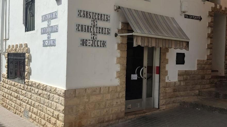 Sot de Chera ofrece regentar su carnicería por 800 euros al mes