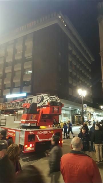 Incendio en la calle Nueve de Mayo de Oviedo
