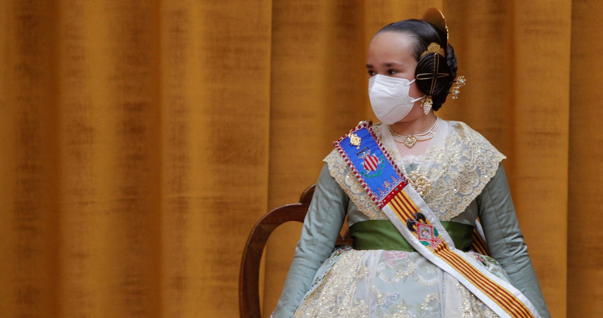 Carla García y la corte infantil regresan por unas horas a la actividad oficial