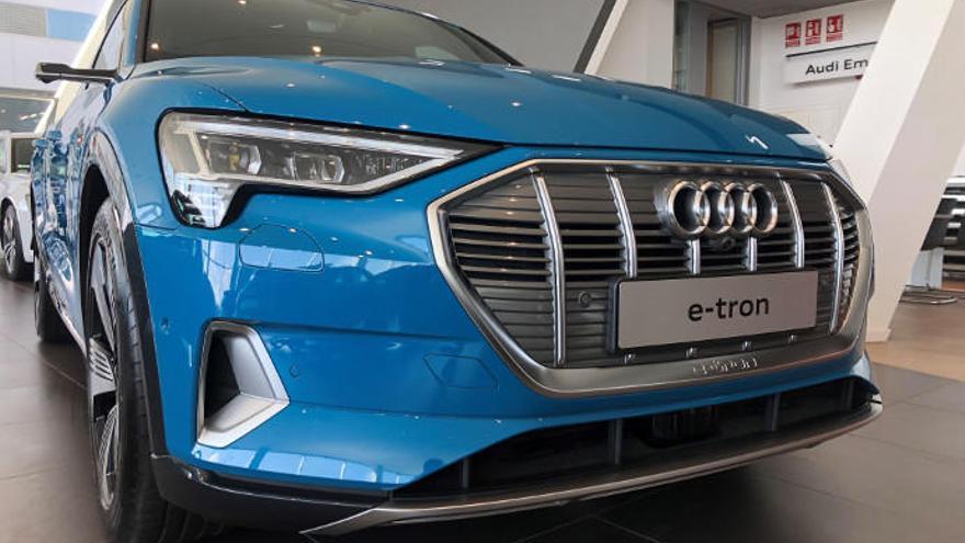 Audi e-tron.