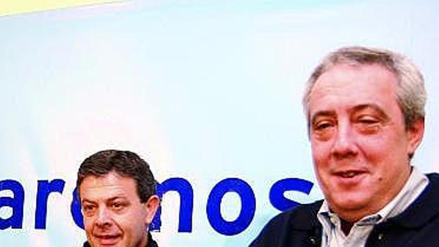 Manuel Fuentes y Carlos Hernández en un acto del partido.