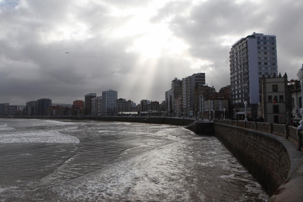 Olas de más de diez metros