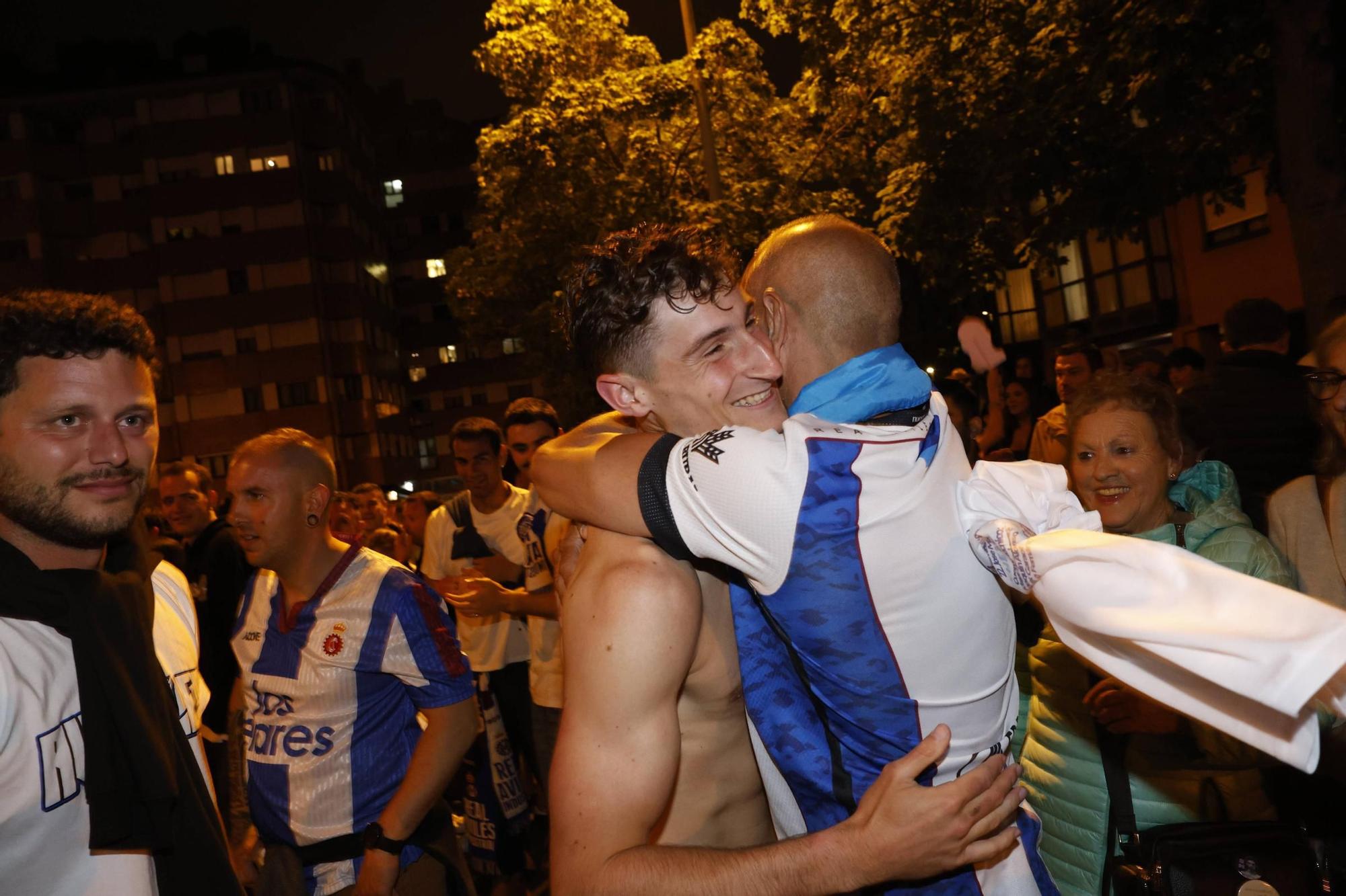 EN IMÁGENES: Locura en las calles de Avilés por el ascenso