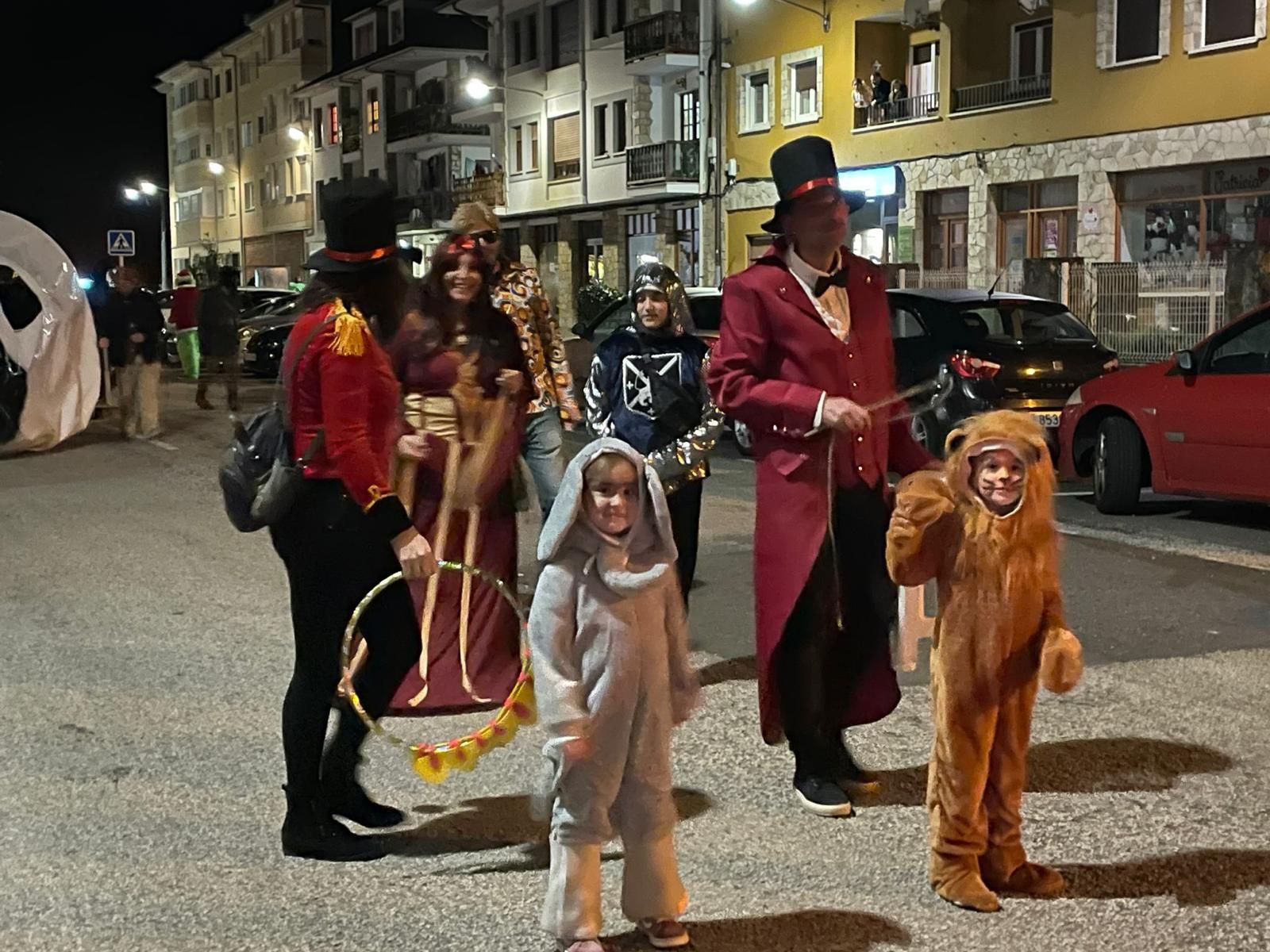 En imágenes: el colorido y disfrutón carnaval de Trevías, en Valdés
