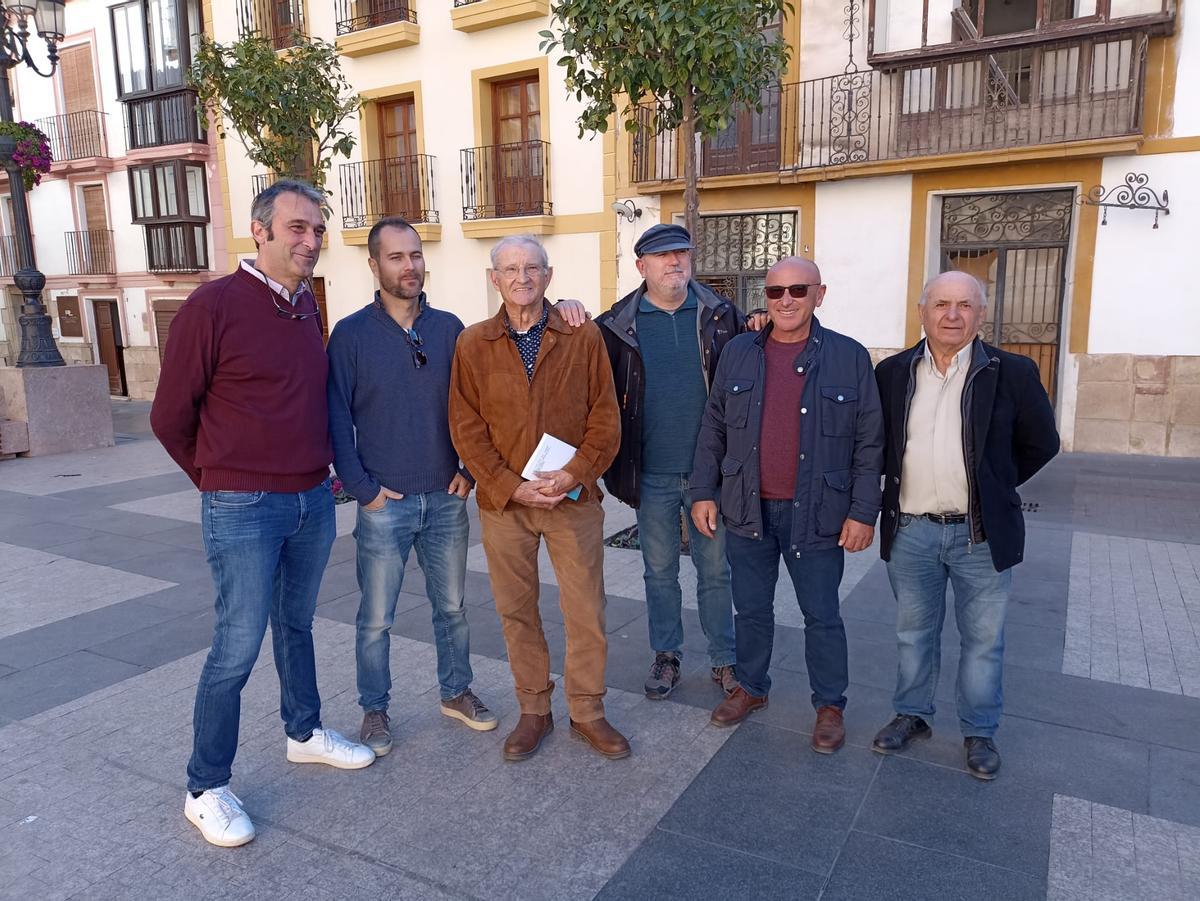 Pedro Costa Morata, en 2024 acompañado por colectivos sociales y ecologistas en conmemoración de los 50 años contra la planta en Marina de Cope.