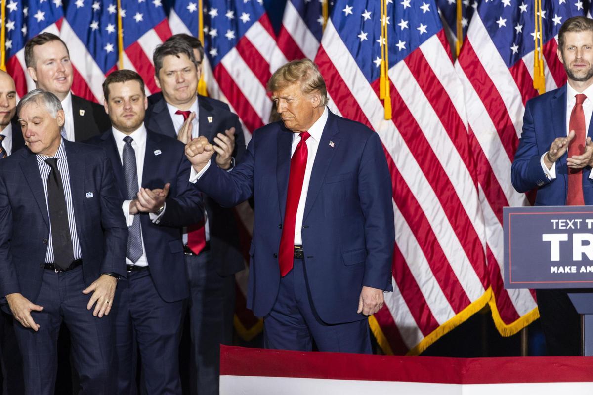 Trump arrasa en los caucus de Iowa