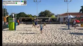 El xativí Andreu Giménez participa en el Campeonato de España cadete de voleibol playa