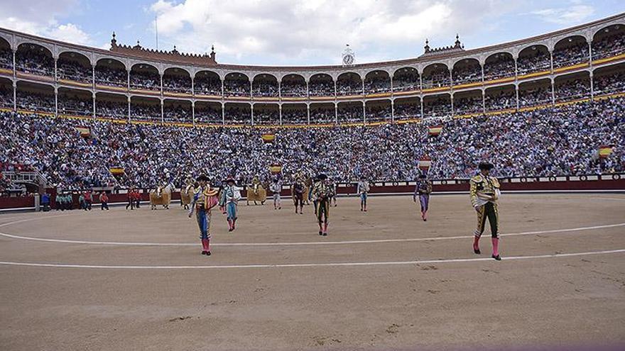 Alejandro Talavante corta dos orejas y abre la puerta grande de Las Ventas