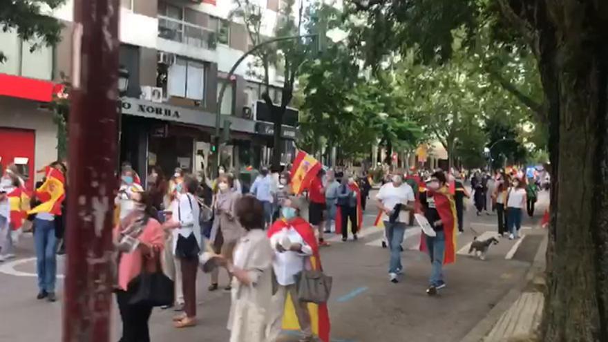 Manifestación en Cáceres en contra de prolongar el Estado de Alarma