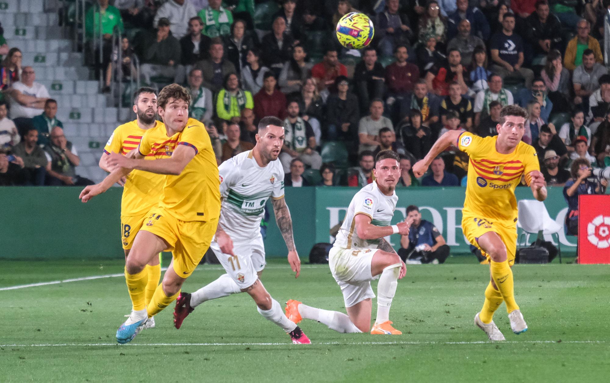 Así se ha vivido el Elche - Barça en el Martínez Valero