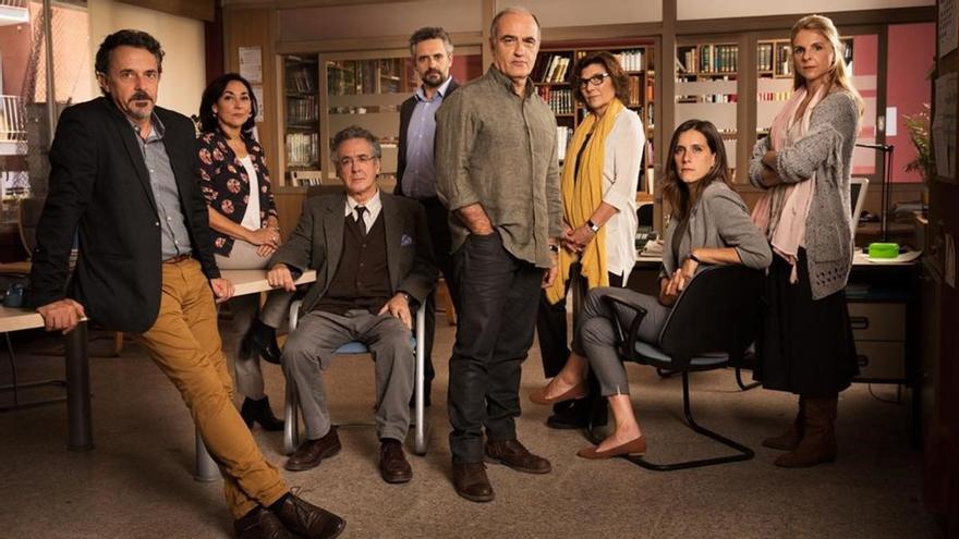Una actriz de &#039;Merlí&#039; desvela que lleva 14 años viviendo como okupa: también lo era mientras trabajaba en la serie