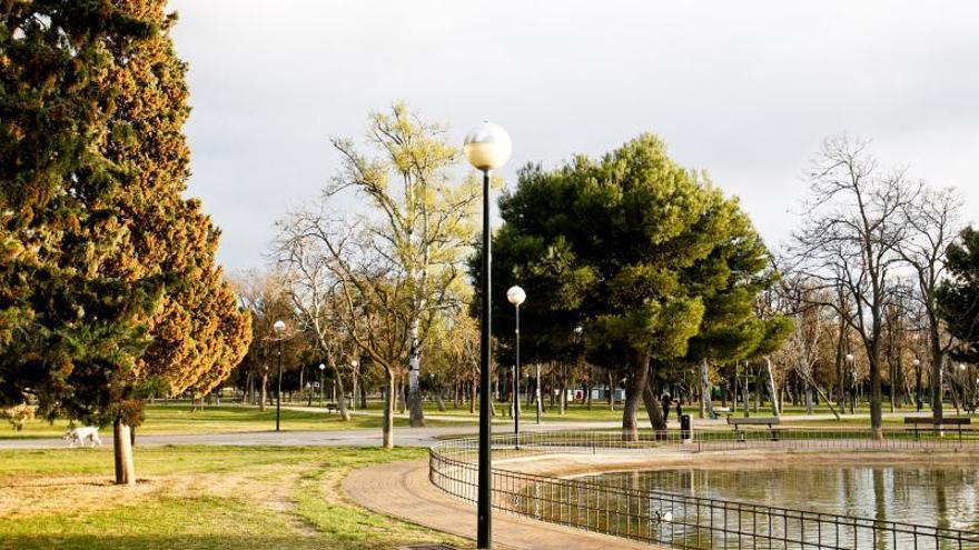 El Ayuntamiento renueva la instalación del riego del parque del Tío Jorge