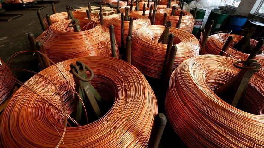 Sorprendido en Palencia robando 160 metros de cable de cobre de las farolas
