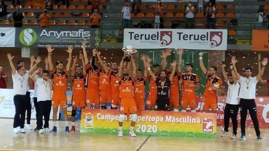 Novena Supercopa de un arrollador Club Voleibol Teruel