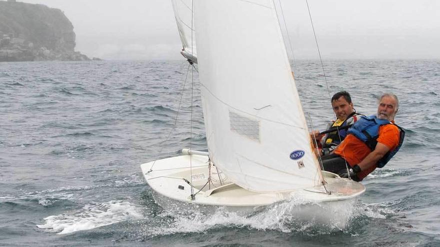 Guillermo Marqués e Ignacio Prendes, en la competición de snipe.