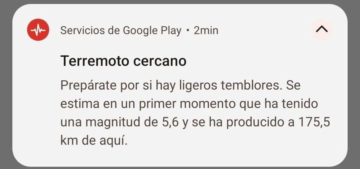 La alerta enviada a los teléfonos móviles de los murcianos ante el terremoto.