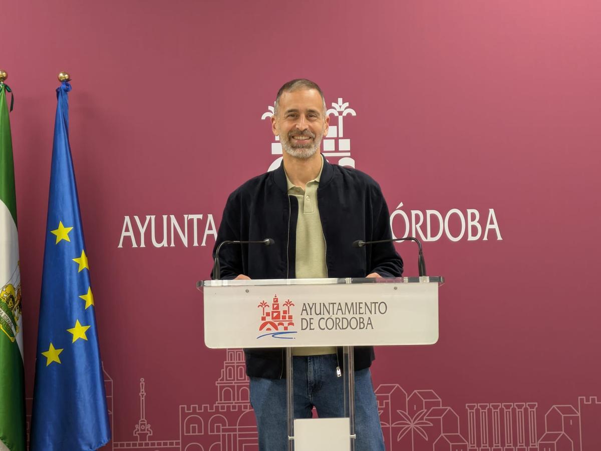 El concejal socialista Ángel Ortiz.